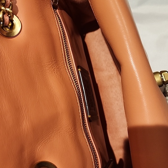 Coach Quilted Madison - Picture 6 of 11